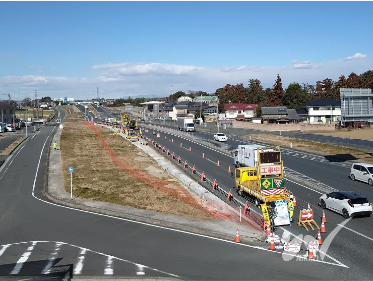 R6(仮称)道の駅おけがわ舗装他工事|道路付属施設工の様子・1枚目